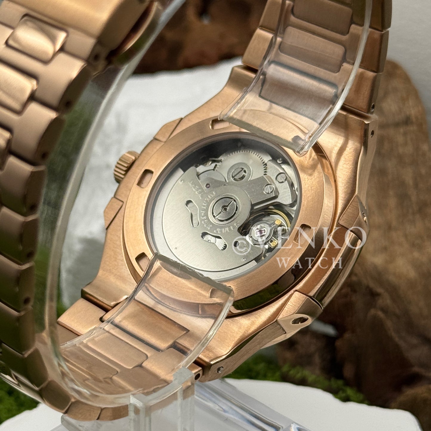 Venkilus | Rose Gold Chocolate Open Heart