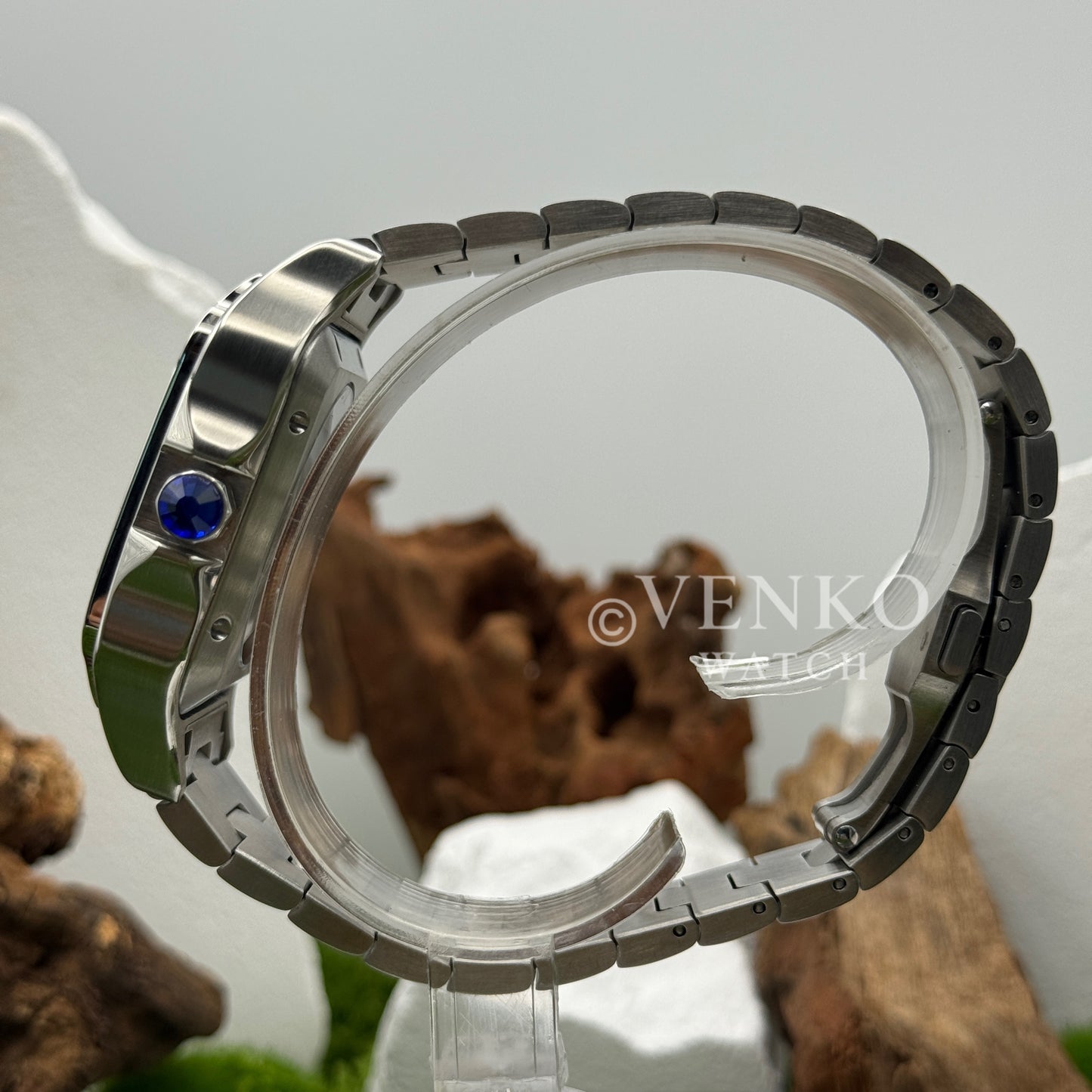 Venkantos | White Fck 9 to 5