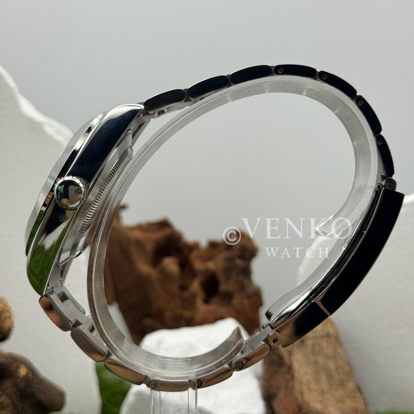 Venkoxplorer | Black