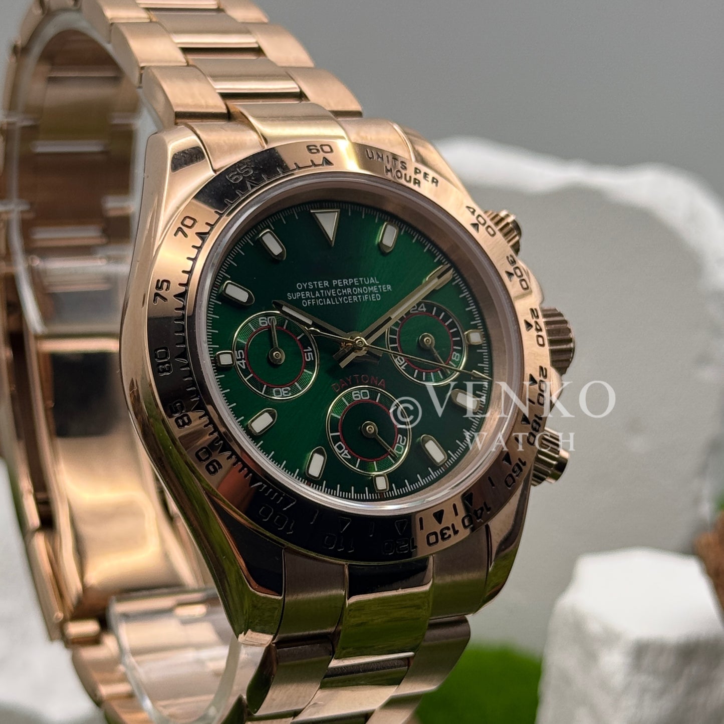 Venkona | Rose Green